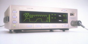 EKG und Pulsoximeter  EKG und Pulsoximeter